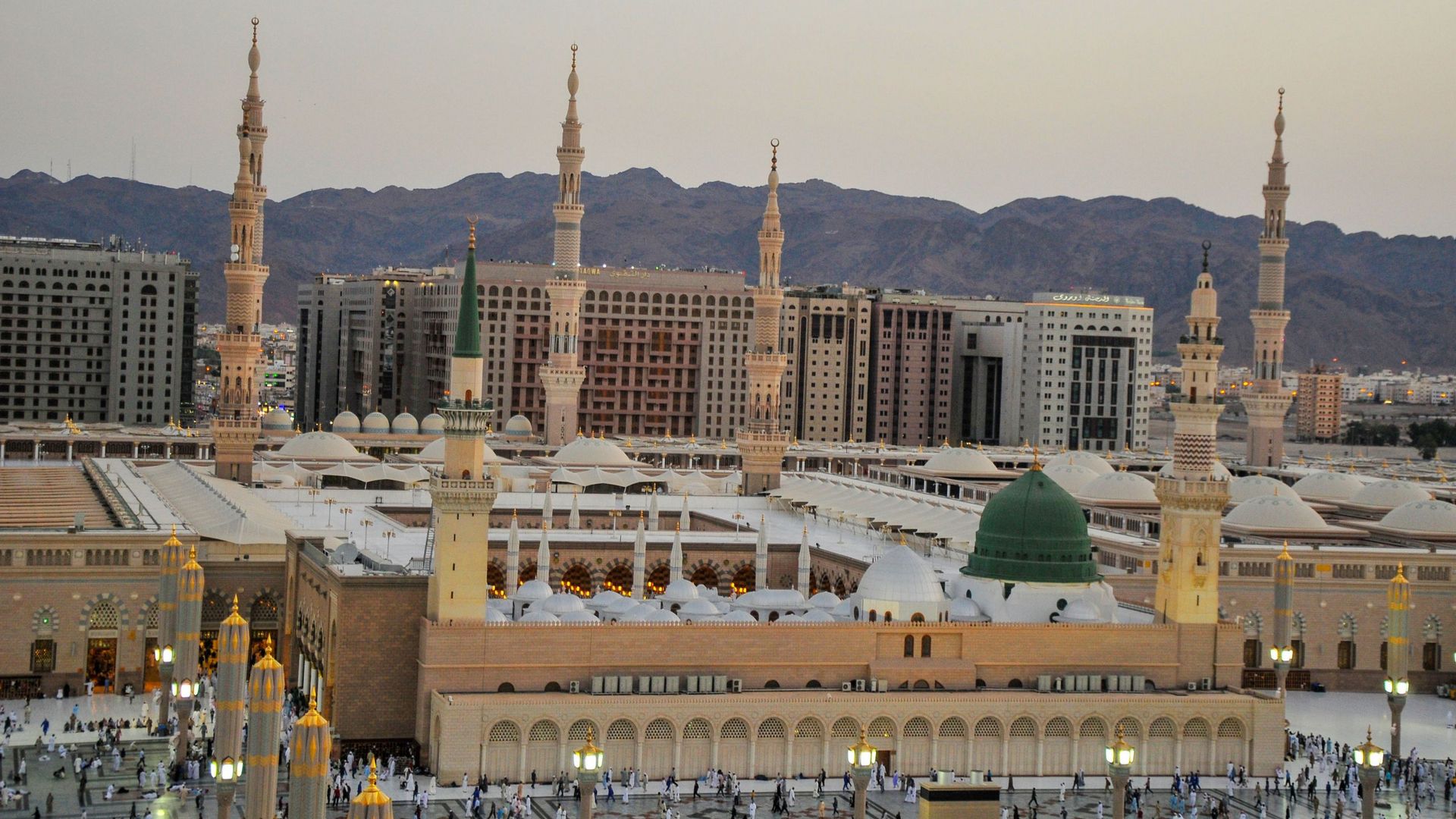 Al-Masjid An-Nabawi-